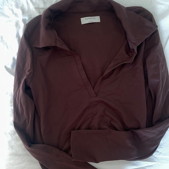 Aritzia contour top - Picture 3 of 4
